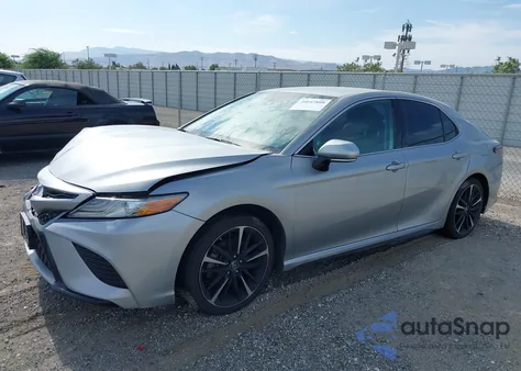 2019 Toyota Camry Xse z USA, uszkodzony, nr VIN 4T1B61HK8KU205334